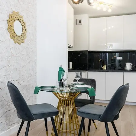 아파트 Apartments Poznan Sikorskiego By Renters Prestige 포즈난